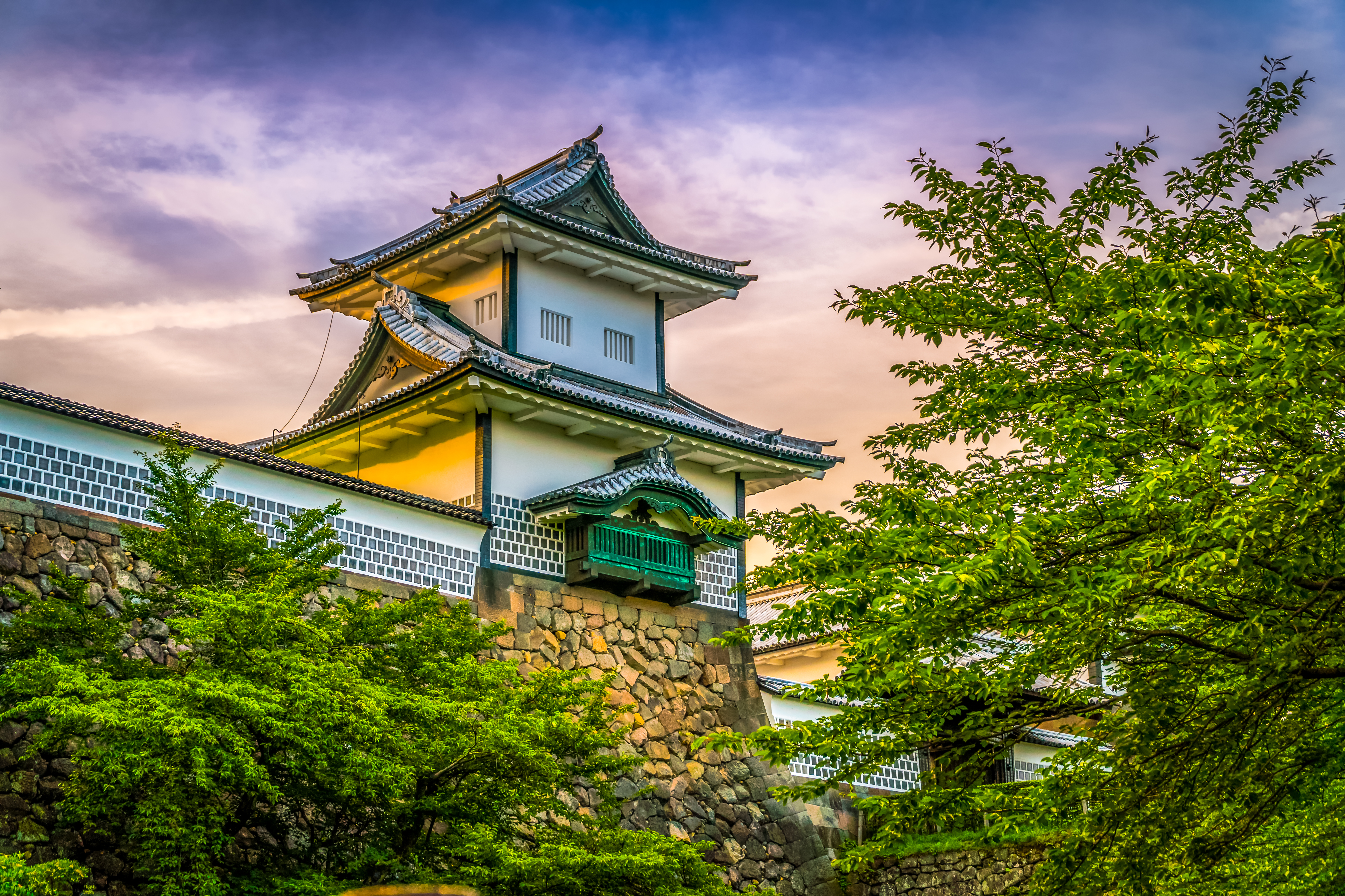Kanazawa,Castle,,Beautiful,White,Ishikawa,Gate,Tower,At,Sunset ,Sun