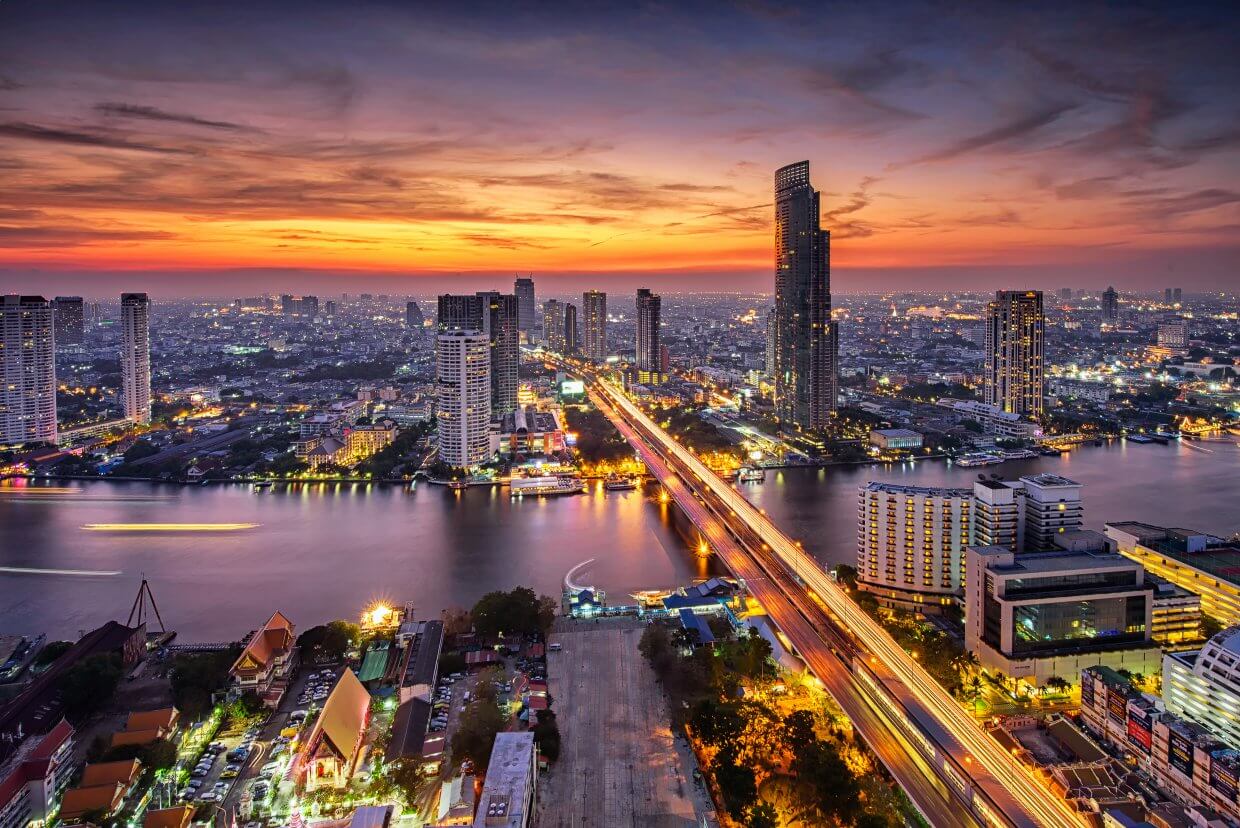 Bangkok,City,At,Sunset,(taksin,Bridge)